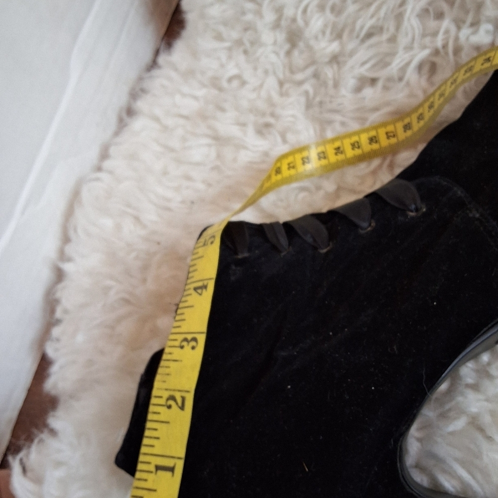 Expressions Black Velveteen Granny Ankle Boots 9.5 - Picture 14 of 16